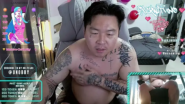 Snapshot of fxckwituno chatting on 02-14-25, 05:46 fxckwituno online show from 02-14-25, 05:46