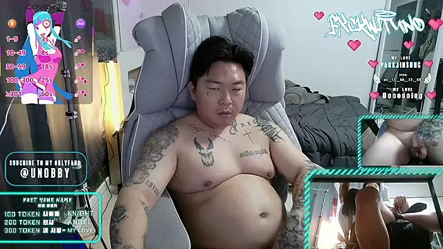 Snapshot of fxckwituno chatting on 02-15-25, 11:39 fxckwituno online show from 02-15-25, 11:39