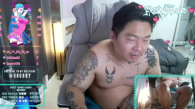 Snapshot of fxckwituno chatting on 02-16-25, 10:10 fxckwituno online show from 02-16-25, 10:10