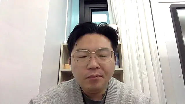 Snapshot of fxckwituno chatting on 02-19-25, 04:12 fxckwituno online show from 02-19-25, 04:12