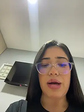 Snapshot of Liam_OH chatting on 03-17-26, 12:04 Liam OH online show from 03-17-26, 12:04