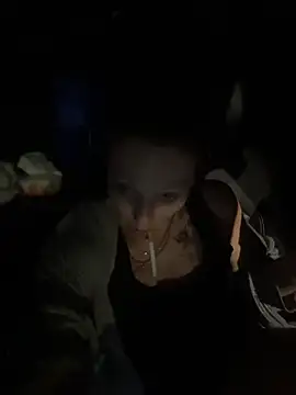 AlessasRoom online show from 05-05-26, 01:46