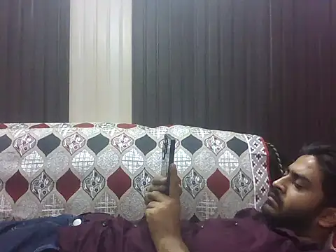 indihotguy online show from 11-03-25, 11:33