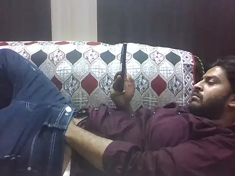 indihotguy online show from 11-04-25, 06:07