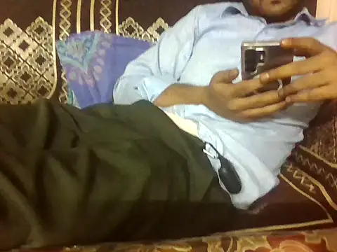 indihotguy online show from 05-11-26, 02:12
