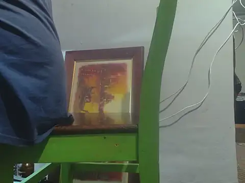 Snapshot of poesnuus999 chatting on 03-31-26, 08:53 poesnuus999 online show from 03-31-26, 08:53