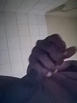 Snapshot of Supun_0322 chatting on 10-27-25, 12:36 Supun 0322 online show from 10-27-25, 12:36