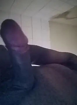 Snapshot of Supun_0322 chatting on 11-17-25, 12:00 Supun 0322 online show from 11-17-25, 12:00