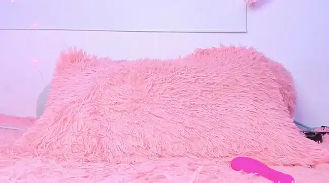 Snapshot of NicoleJaymes_ chatting on 01-22-25, 07:45 NicoleJaymes online show from 01-22-25, 07:45