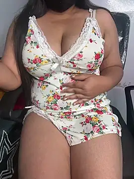 tanvihot2 online show from 05-08-26, 04:23