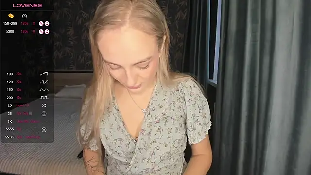 Snapshot of A_delina chatting on 10-03-25, 02:25 A delina online show from 10-03-25, 02:25