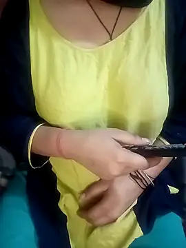Snapshot of Laxmi_1920 chatting on 01-07-25, 09:25 Laxmi 1920 online show from 01-07-25, 09:25