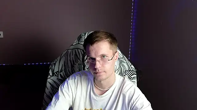 Leonnextdoor online show from 01-02-25, 12:57