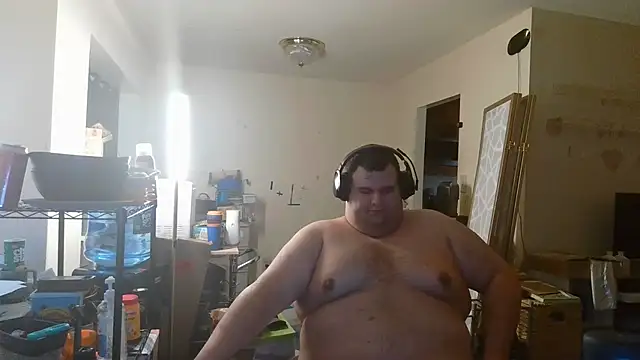 Snapshot of Hackensackneil chatting on 12-28-24, 12:45 Hackensackneil online show from 12-28-24, 12:45