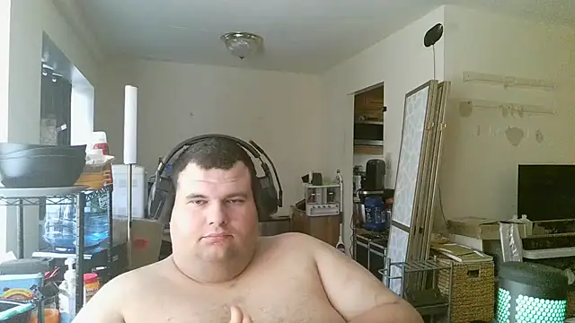 Snapshot of Hackensackneil chatting on 12-29-24, 03:24 Hackensackneil online show from 12-29-24, 03:24