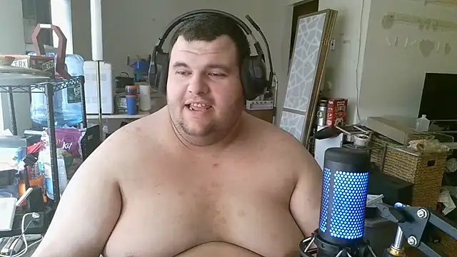 Snapshot of Hackensackneil chatting on 01-04-25, 01:53 Hackensackneil online show from 01-04-25, 01:53