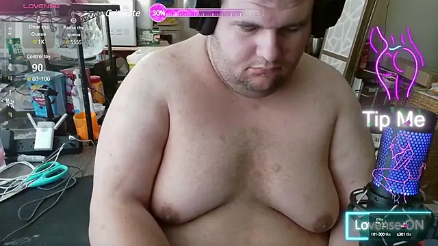 Snapshot of Hackensackneil chatting on 01-13-25, 04:41 Hackensackneil online show from 01-13-25, 04:41