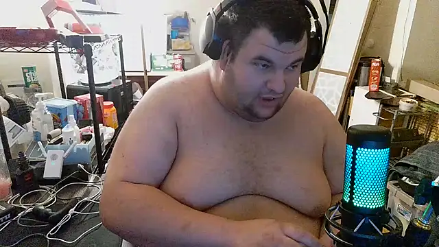 Snapshot of Hackensackneil chatting on 01-16-25, 08:00 Hackensackneil online show from 01-16-25, 08:00