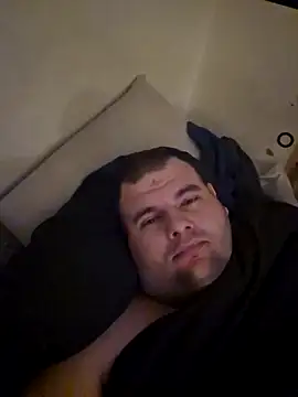 Snapshot of Hackensackneil chatting on 01-22-25, 11:56 Hackensackneil online show from 01-22-25, 11:56