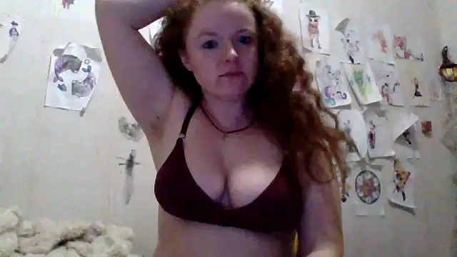 Snapshot of Rae_Jeannie chatting on 03-22-26, 03:10 Rae Jeannie online show from 03-22-26, 03:10