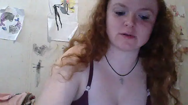 Snapshot of Rae_Jeannie chatting on 03-22-26, 03:15 Rae Jeannie online show from 03-22-26, 03:15