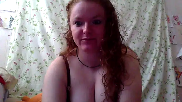 Snapshot of Rae_Jeannie chatting on 04-15-26, 06:53 Rae Jeannie online show from 04-15-26, 06:53