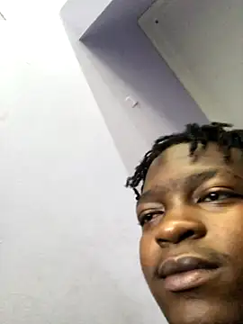 Snapshot of Redfucks333 chatting on 09-25-25, 07:12 Redfucks333 online show from 09-25-25, 07:12