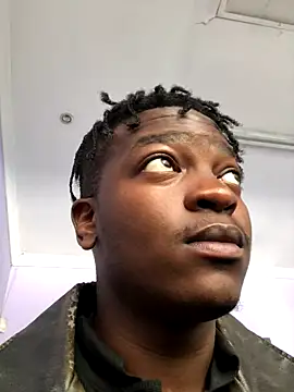 Snapshot of Redfucks333 chatting on 10-09-25, 08:01 Redfucks333 online show from 10-09-25, 08:01