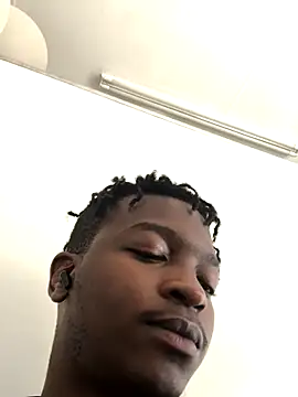 Snapshot of Redfucks333 chatting on 10-16-25, 12:50 Redfucks333 online show from 10-16-25, 12:50