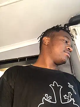 Snapshot of Redfucks333 chatting on 11-02-25, 06:16 Redfucks333 online show from 11-02-25, 06:16