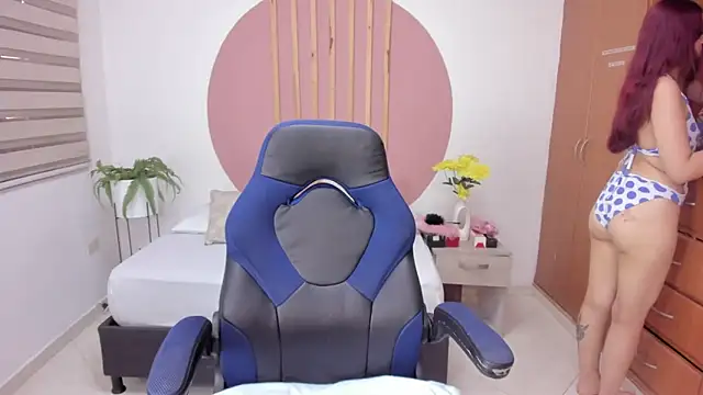 sweetpeach 20 online show from 03-10-25, 07:18
