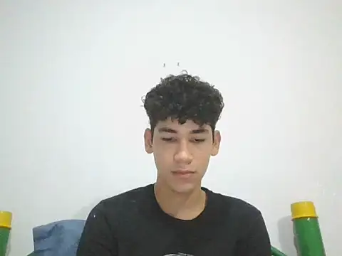 leo teen online show from 01-15-25, 05:05