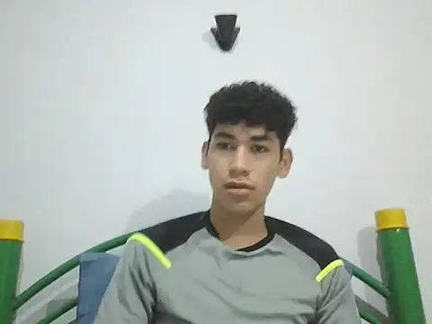 leo teen online show from 01-18-25, 12:24