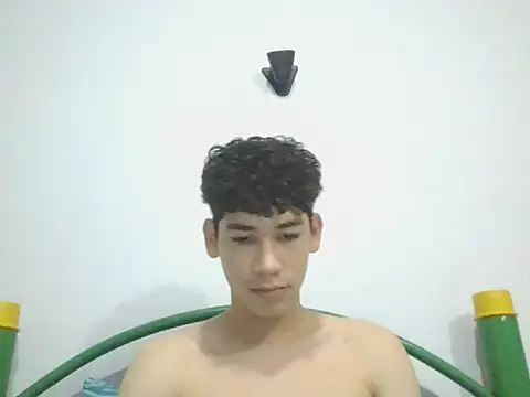 leo teen online show from 01-20-25, 12:25