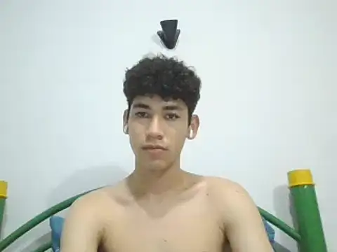 leo teen online show from 01-24-25, 02:49