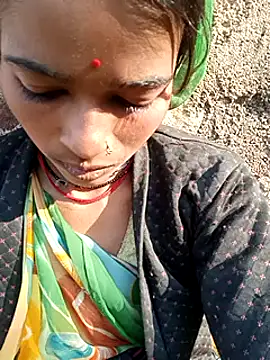 Arini Arora online show from 02-11-25, 10:26