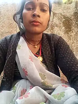 Arini Arora online show from 02-17-25, 05:04
