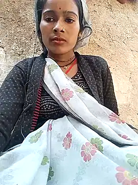 Arini Arora online show from 02-17-25, 09:13