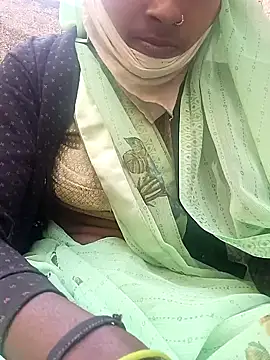 Arini Arora online show from 02-22-25, 11:24