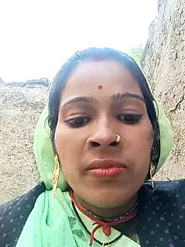 Arini Arora online show from 02-24-25, 11:10