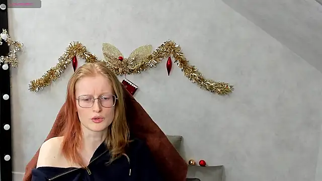 Snapshot of ElizabethHarpper chatting on 01-16-25, 11:26 ElizabethHarpper online show from 01-16-25, 11:26
