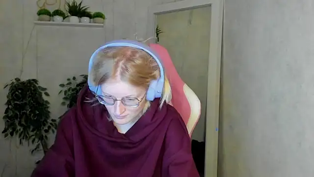 ElizabethHarpper online show from 11-29-25, 12:57