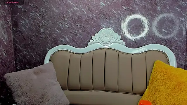 Snapshot of arissha_lee chatting on 03-11-25, 04:43 arissha lee online show from 03-11-25, 04:43