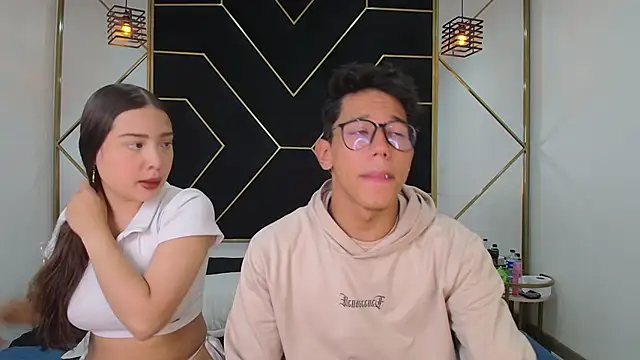 Snapshot of RyanPricee chatting on 10-10-25, 03:27 RyanPricee online show from 10-10-25, 03:27