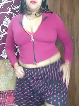 Hot muskaan online show from 01-15-25, 05:08