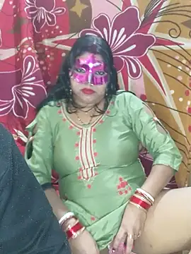 Hot muskaan online show from 01-15-25, 11:00