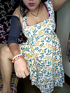 Hot muskaan online show from 10-30-25, 06:15