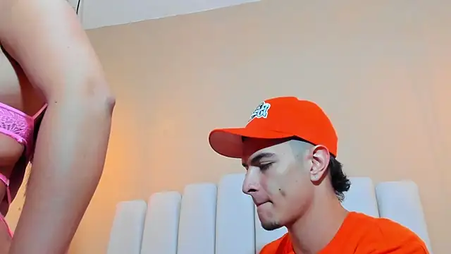 DAVID VICTORIAA online show from 03-04-25, 01:17