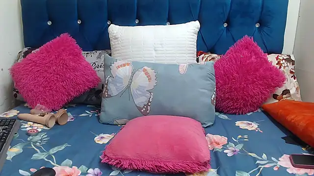 Snapshot of SexyLadyBoosxx chatting on 02-23-26, 01:30 SexyLadyBoosxx online show from 02-23-26, 01:30