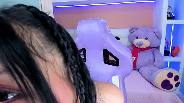 miss   evangeline online show from 01-16-25, 02:41